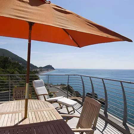 Hotell La Fiorita Finale Ligure
