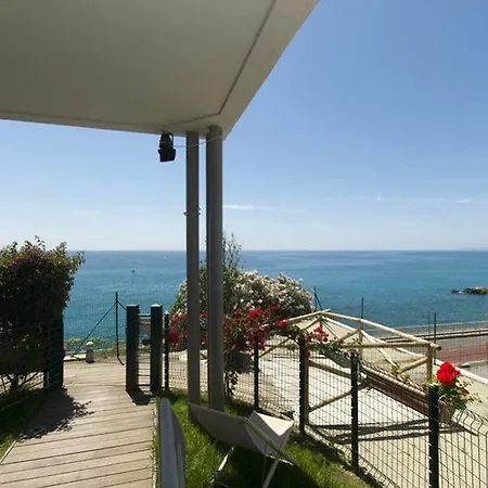 La Fiorita Apartment *