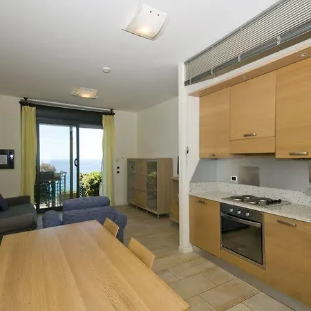 Apartment La Fiorita *