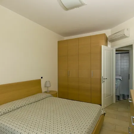 Apartment La Fiorita *